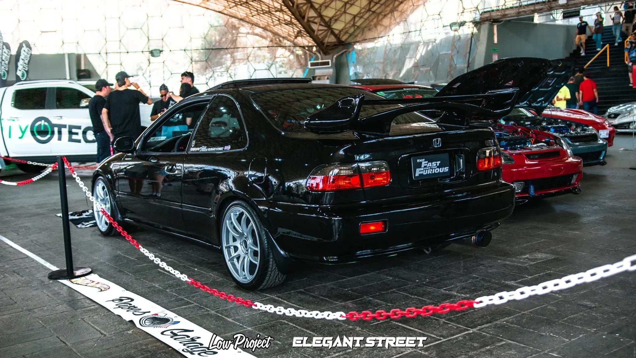 Elegant Street 2K24